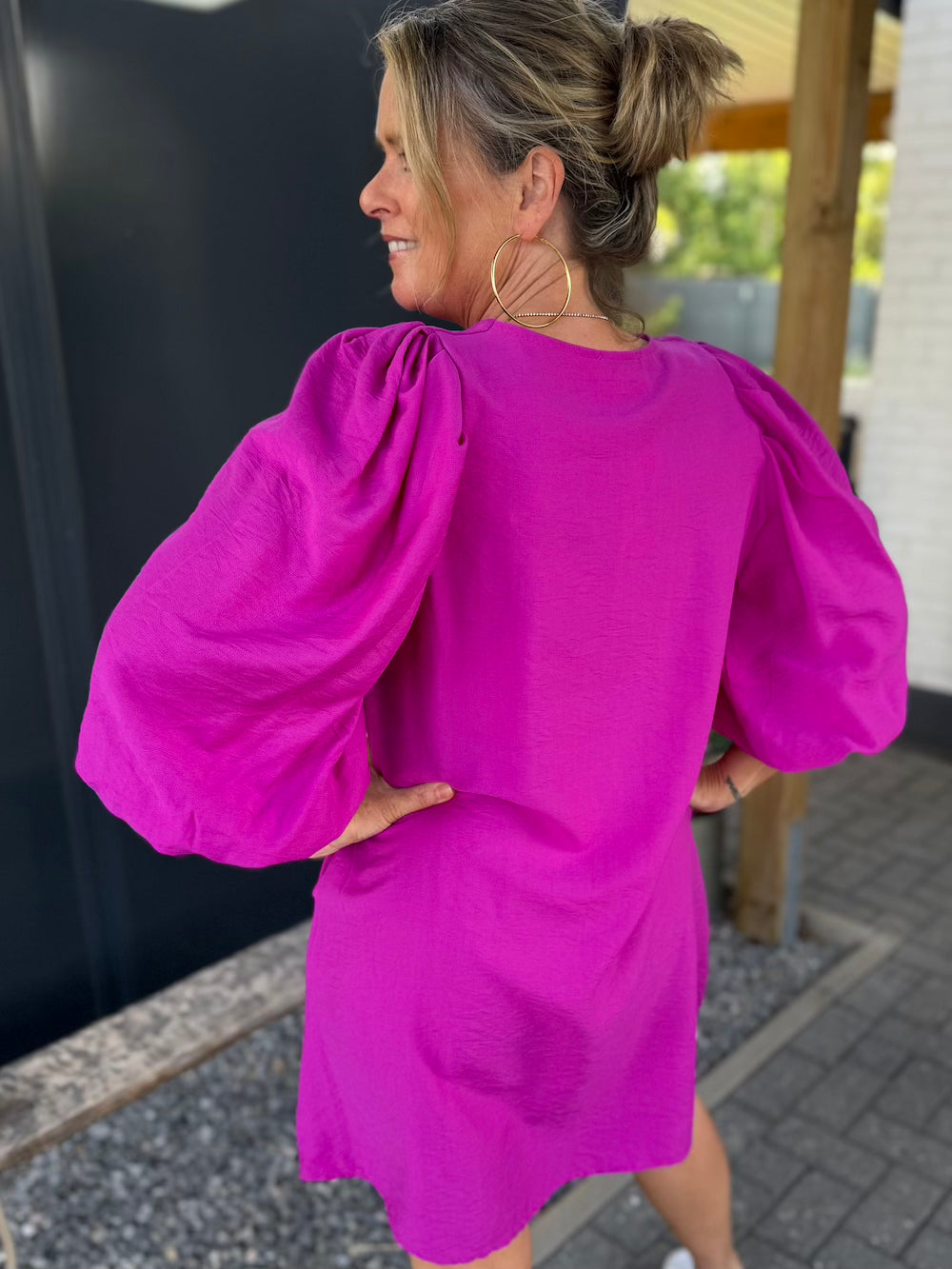 Jurkje met lint en pofmouw