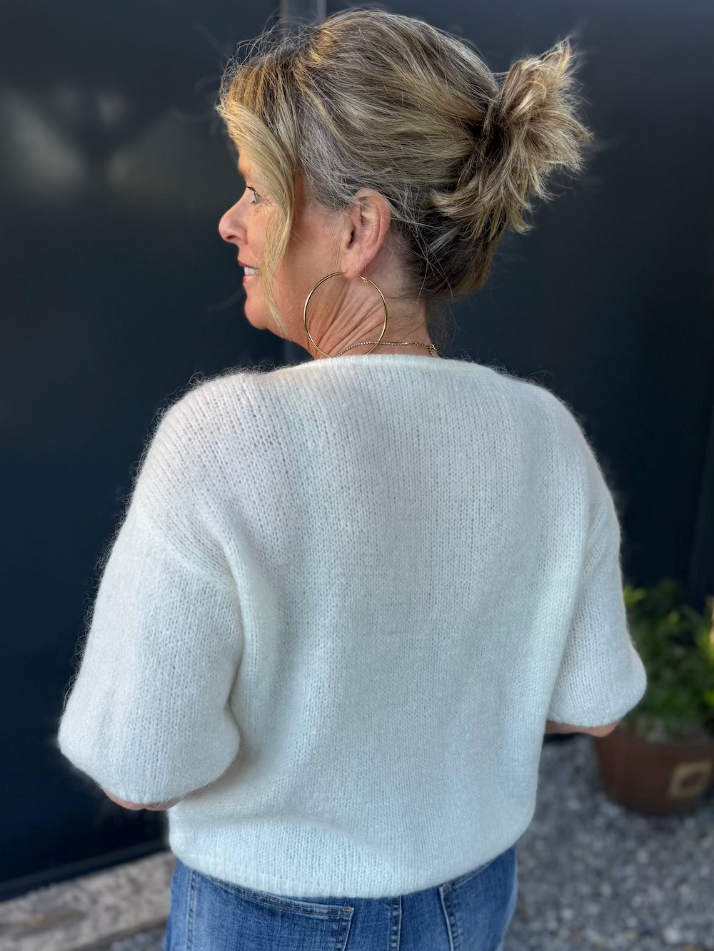 vestje mohair met applicatie en korte mouw roomwit