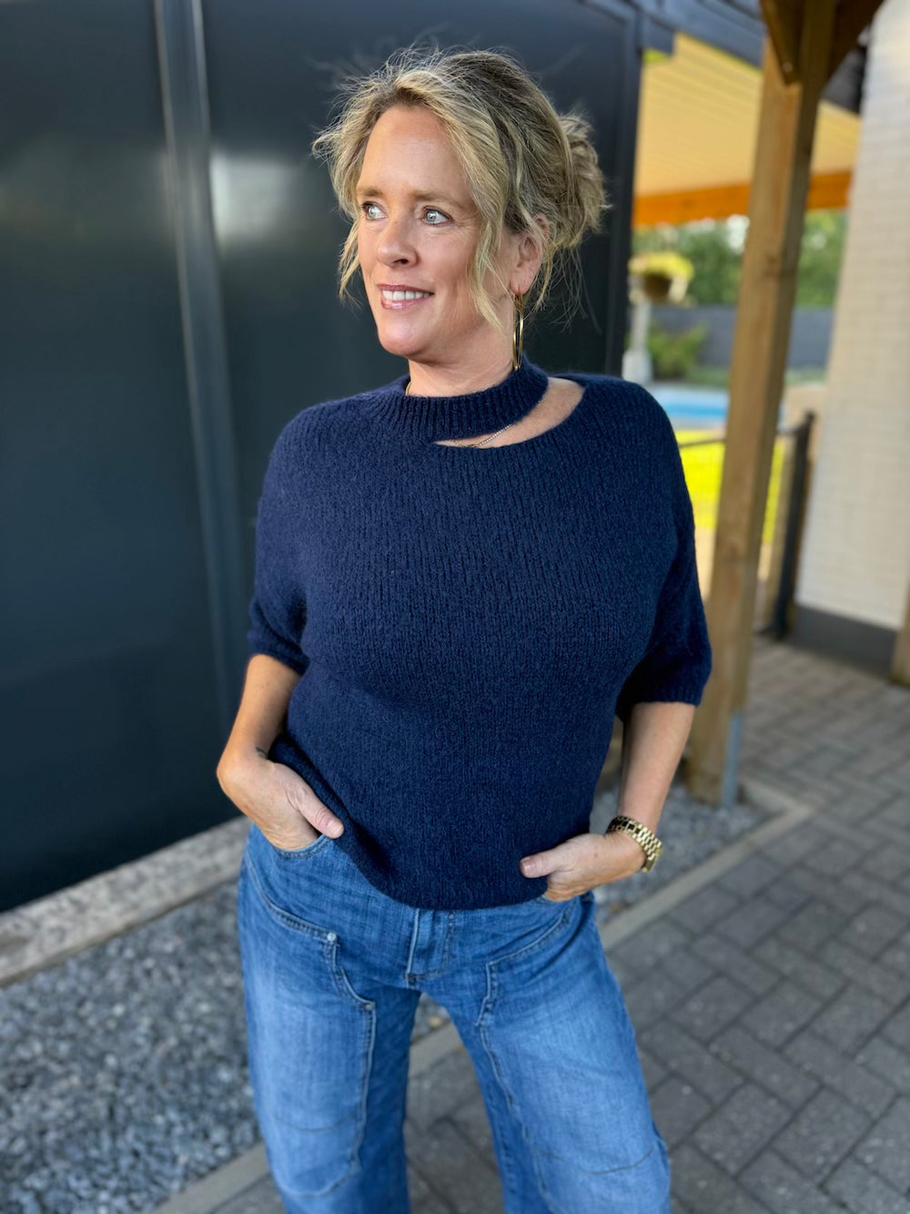 mohair truitje met cut out marine