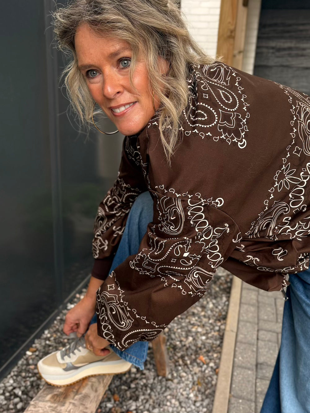 Bomber jas bruin met print