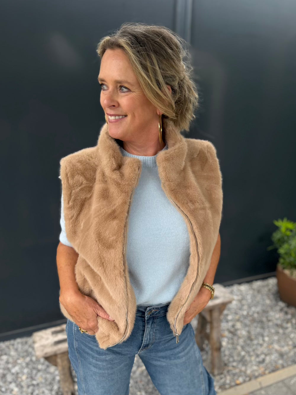 fake fur bodywarmer beige camel