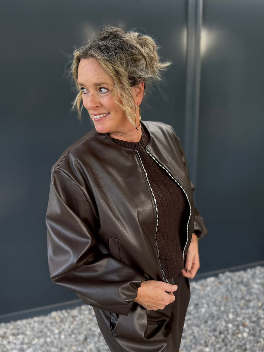 bomber vegan leather bruin
