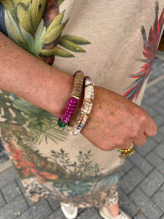 Armband gekleurd met gouden details