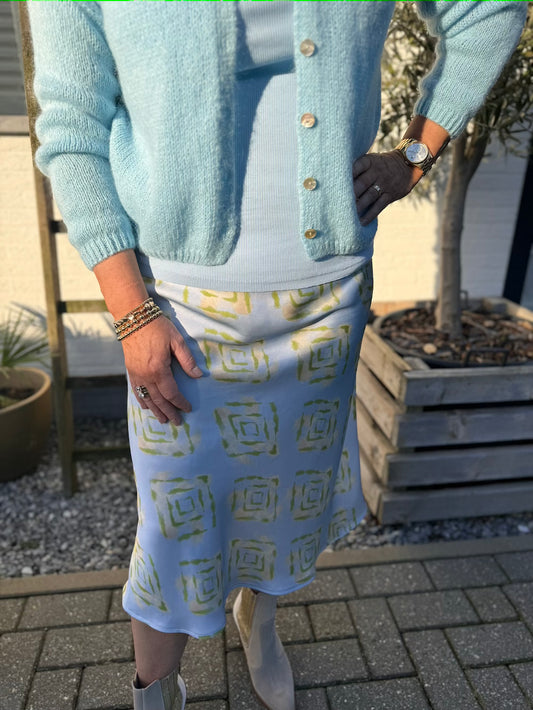 Rok viscose met print lichtblauw
