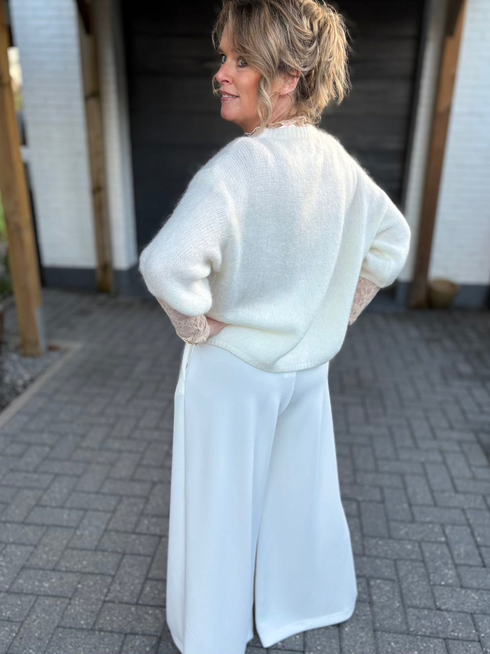 Pantalon wijd met plooien roomwit