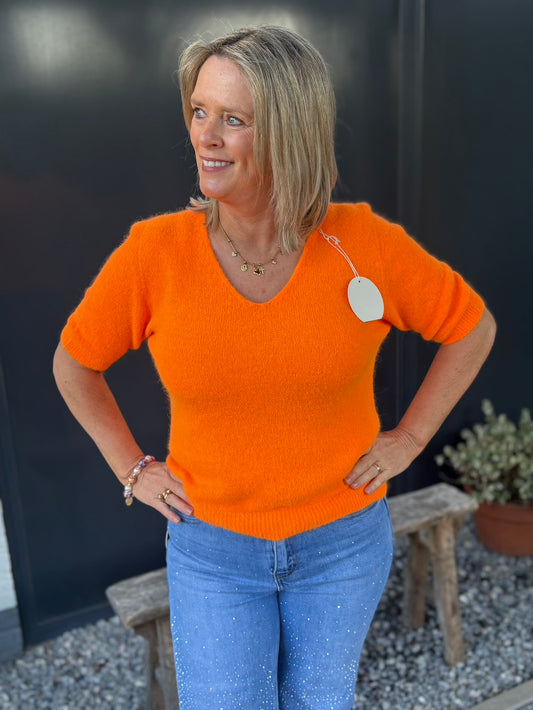 Alpaca truitje oranje met v hals