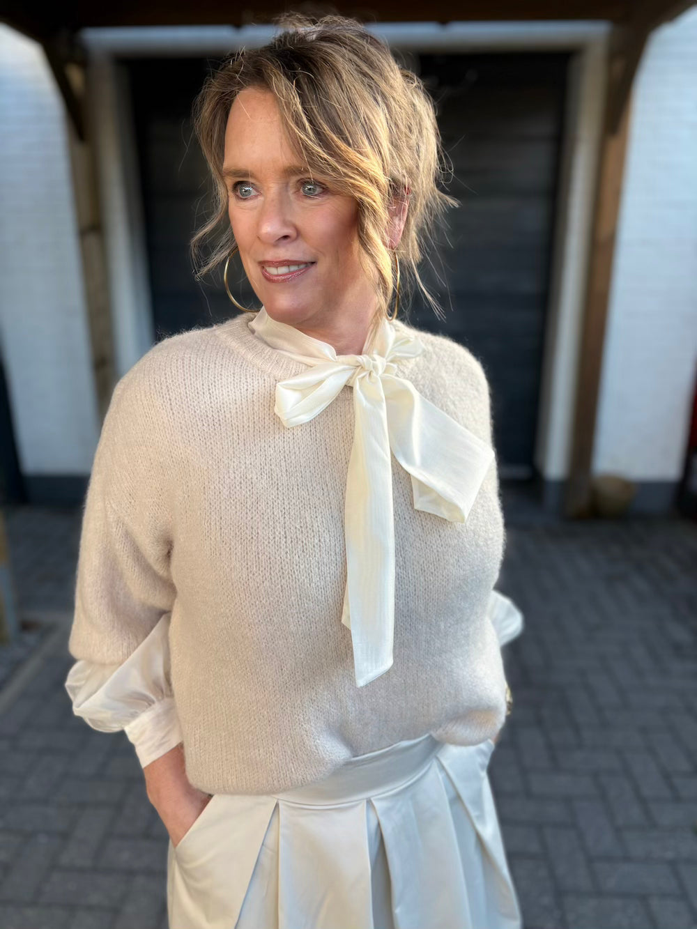 Blouse met strik crème