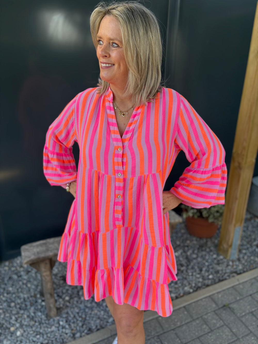 Jurkje neon streep trompetmouw