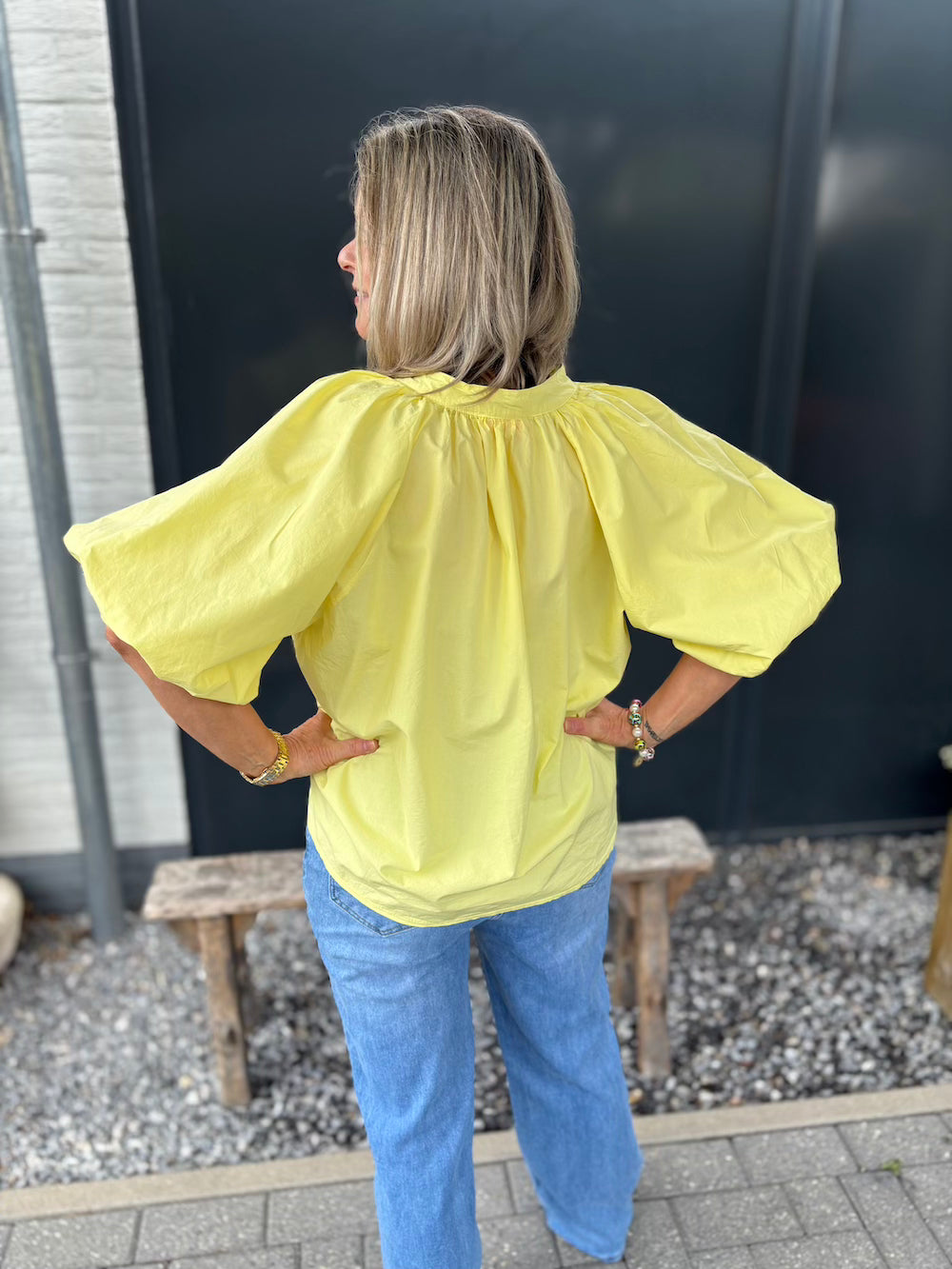 Blouse met korte pofmouw geel