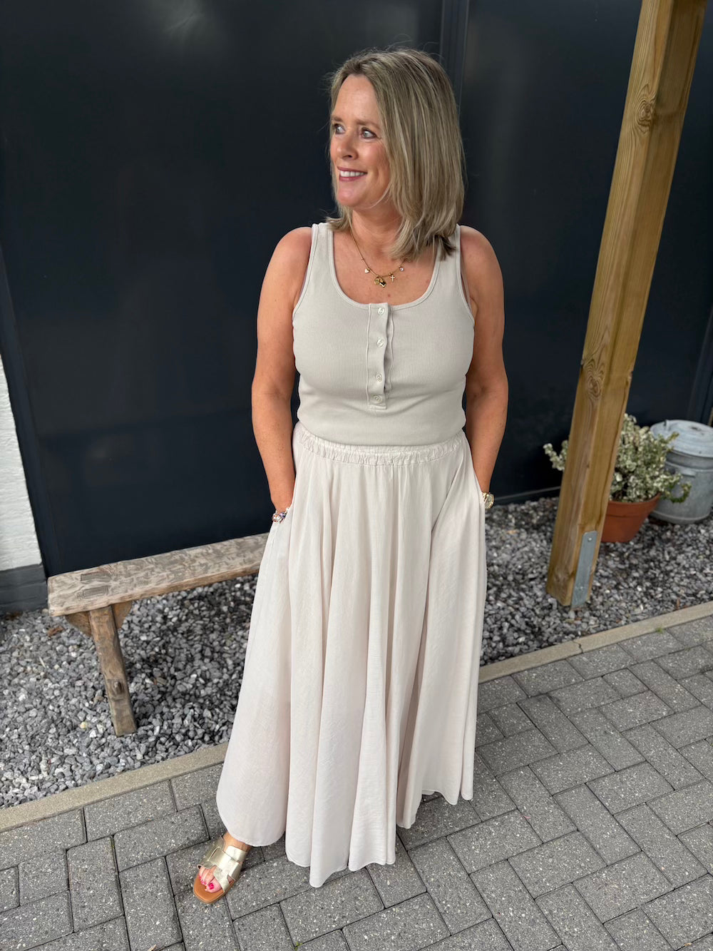 Rok wijd met elastische tailleband beige