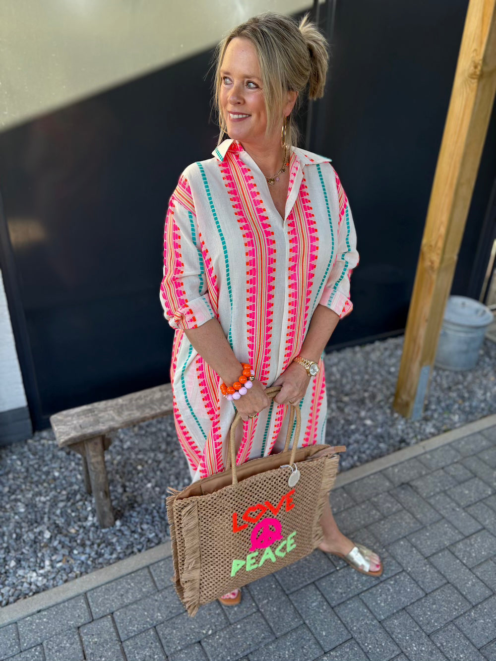 Jurk wit met neon strepen