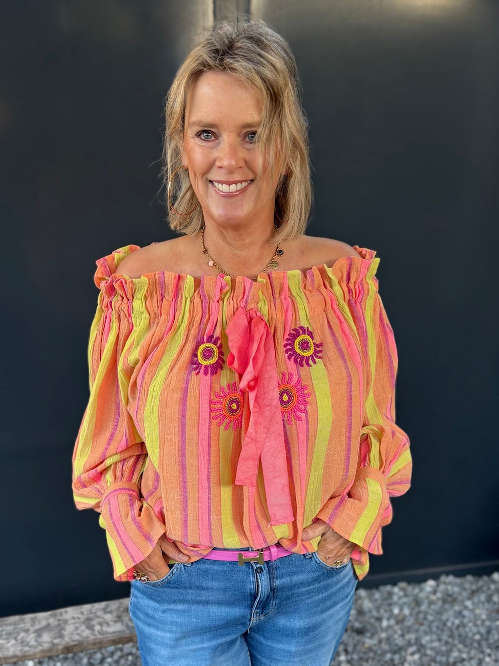 Off shoulder blouse koraal oranje geel